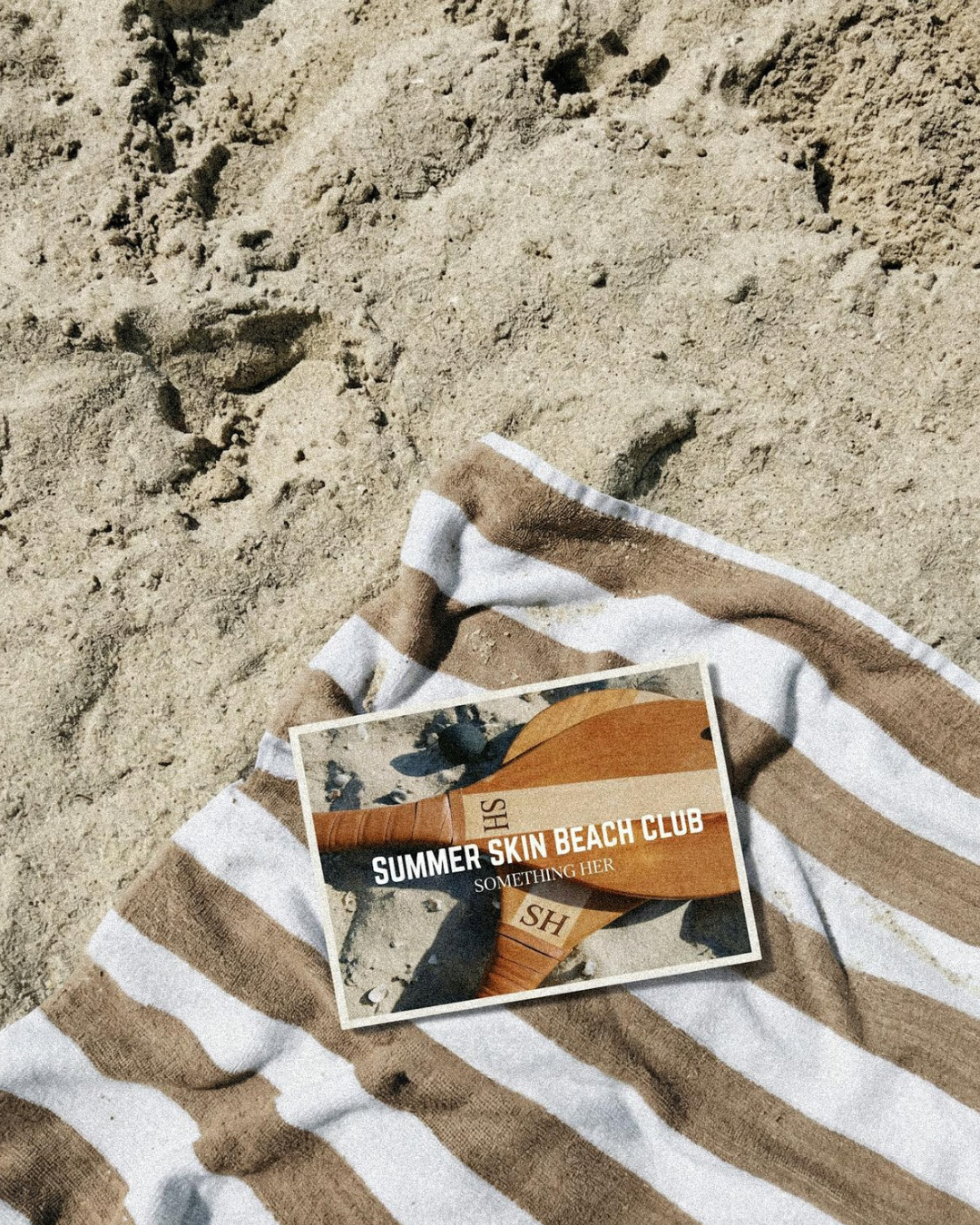 Product pictures for Her Box website
