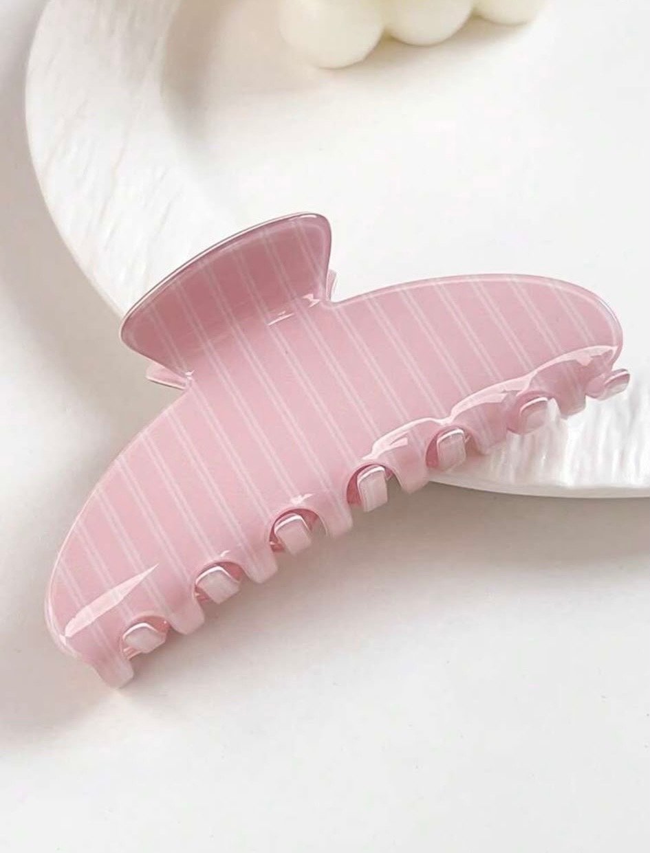 4acba0d3-f0b5-434e-a7b6-d277a36d2035 Pink Striped Claw Clip hair accessory for secure and stylish everyday hairstyles.